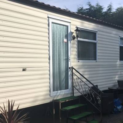 Static caravan glaxing services in England, Wales and up to the Scottish borders