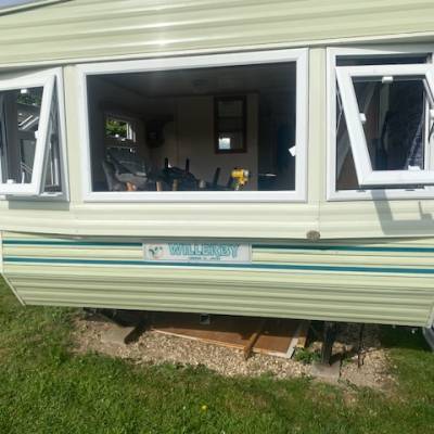 Static caravan glaxing services in England, Wales and up to the Scottish borders
